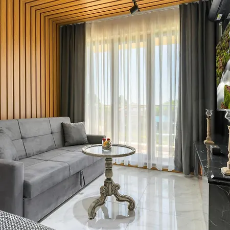 Azur Properties 72