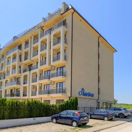 Azur Garden 65 *