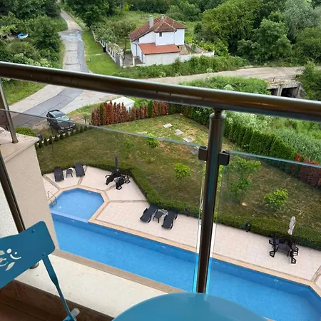 Azur 72 * Școrpilovți